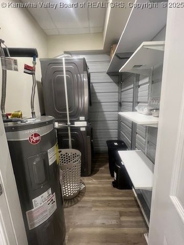 5134 MacCorkle Avenue, South Charleston, WV 25309