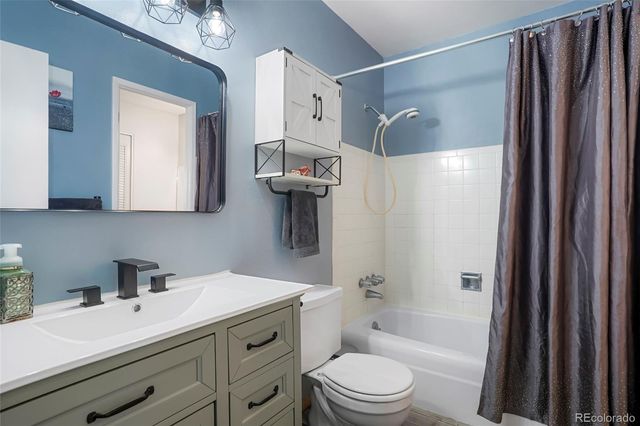 538 S Xenon Court, Lakewood, CO 80228