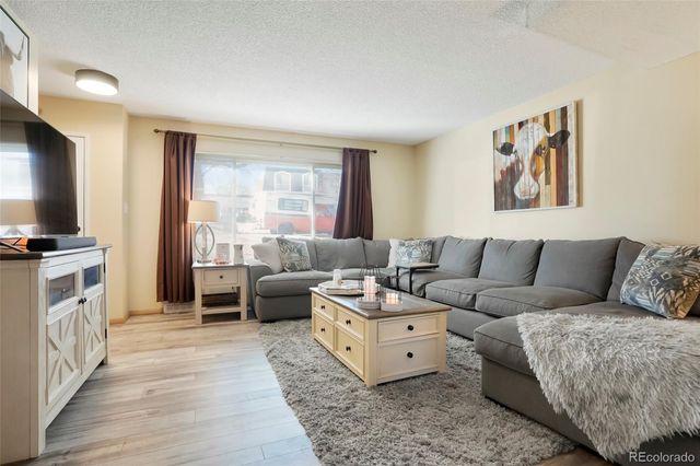 538 S Xenon Court, Lakewood, CO 80228