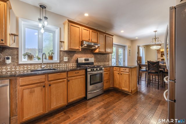 34 Secor Road, Brookfield, CT 06804