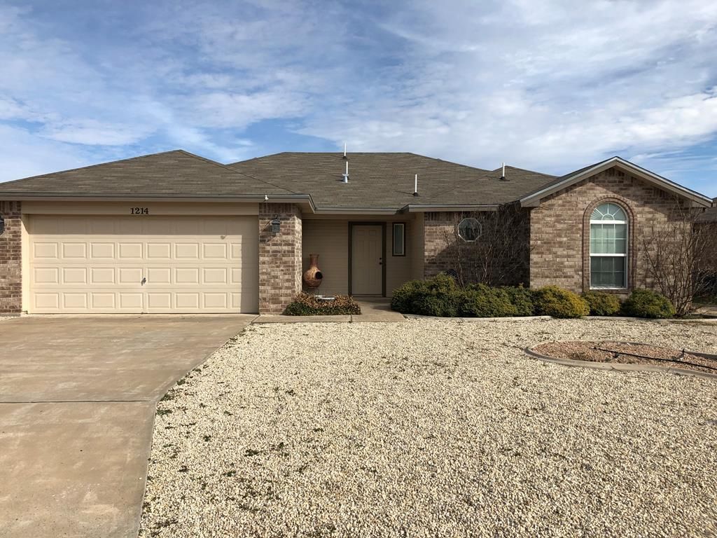 Image 1 of property listing at 1218 George Lane, San Angelo, TX 76905