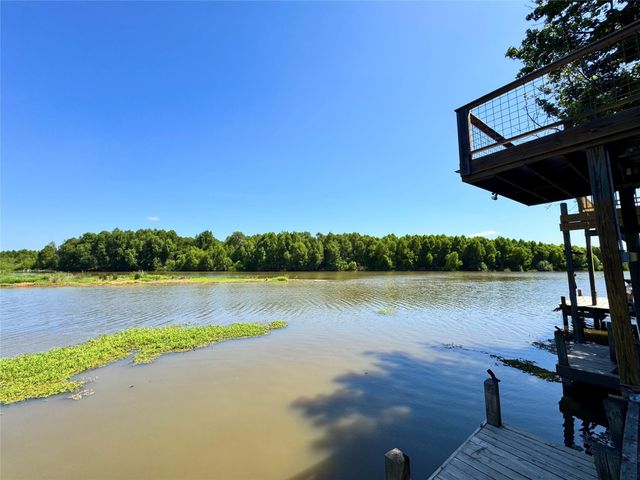 83 Lakeside, Trinity, TX 75862