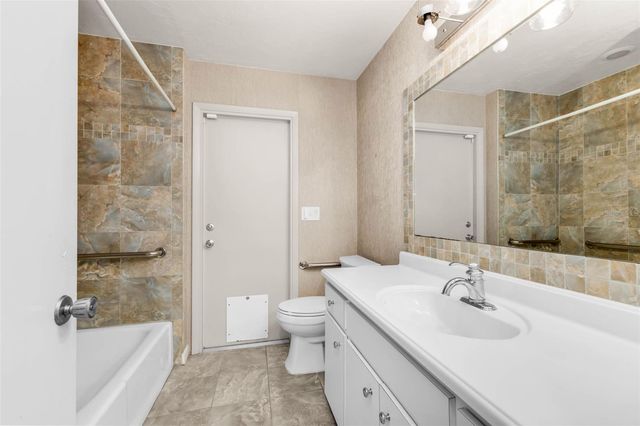 2421 BELLE ROAD, Englewood, FL 34223