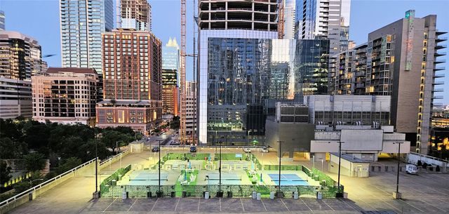 360 Nueces ST 913, Austin, TX 78701