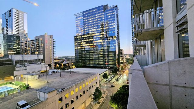 360 Nueces ST 913, Austin, TX 78701