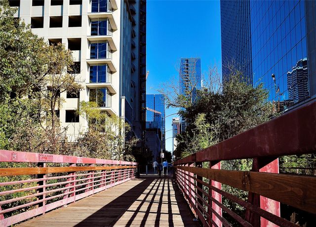 360 Nueces ST 913, Austin, TX 78701