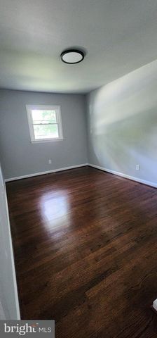 107 SAINT CHARLES RD, Baltimore, MD 21225