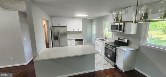 107 SAINT CHARLES RD, Baltimore, MD 21225