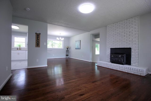 107 SAINT CHARLES RD, Baltimore, MD 21225
