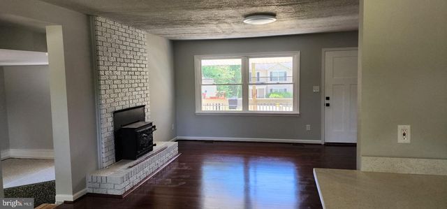 107 SAINT CHARLES RD, Baltimore, MD 21225
