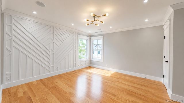 26 Kingston Avenue, Hicksville, NY 11801