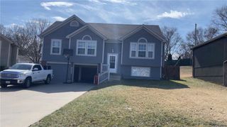 18609 E Bundschu Place, Independence, MO 64056