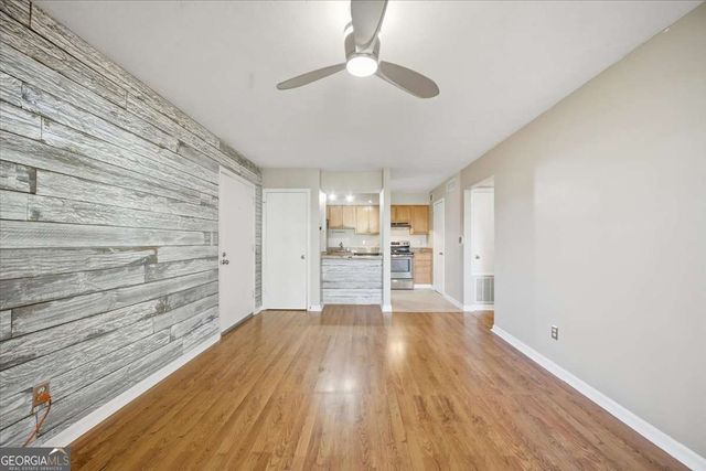 3120 SEVEN PINES Court 205, Atlanta, GA 30339