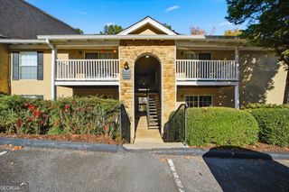 3120 SEVEN PINES Court 205, Atlanta, GA 30339