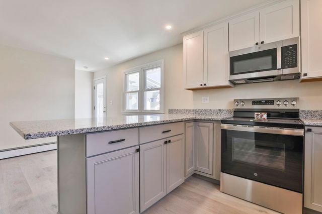 52 Congress Street, Manchester, NH 03102