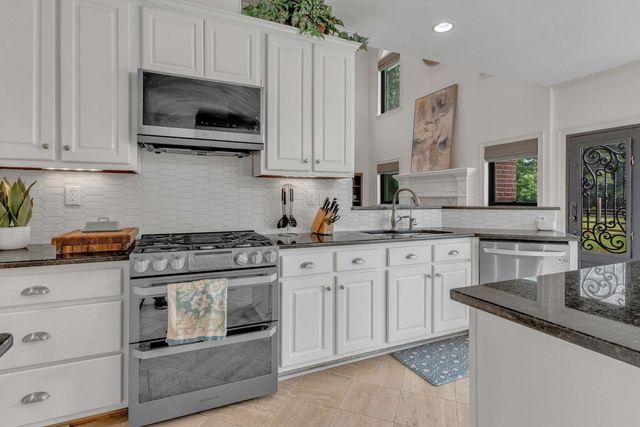 4540 PLANTERS TRACE LN, Collierville, TN 38017