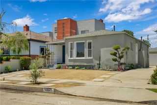 12521 Walsh, Los Angeles, CA 90066