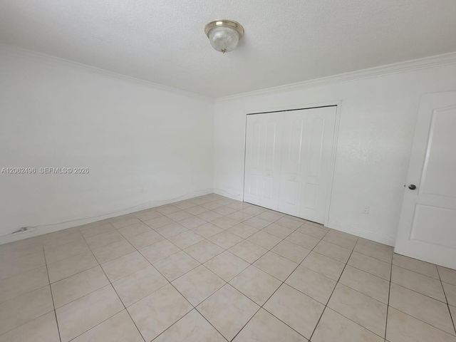 16118 NE 21st Ave 3, North Miami Beach, FL 33162