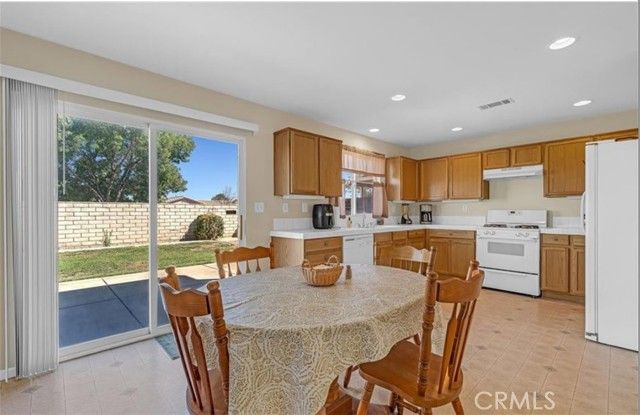 14172 Paddock Road, Victorville, CA 92394