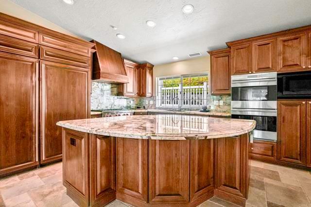 1460 Orpheus Avenue, Encinitas, CA 92024