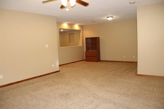 4201 Stewart, Cedar Falls, IA 50613