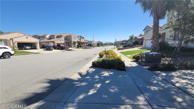 12349 Rodeo B, Rancho Cucamonga, CA 91739