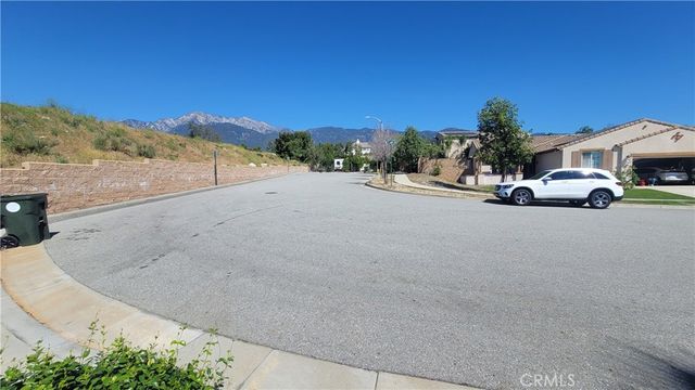 12349 Rodeo B, Rancho Cucamonga, CA 91739