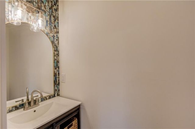 207 Cedar SE Way, Marietta, GA 30060