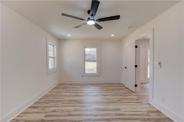 207 Cedar SE Way, Marietta, GA 30060