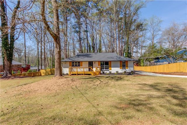 207 Cedar SE Way, Marietta, GA 30060