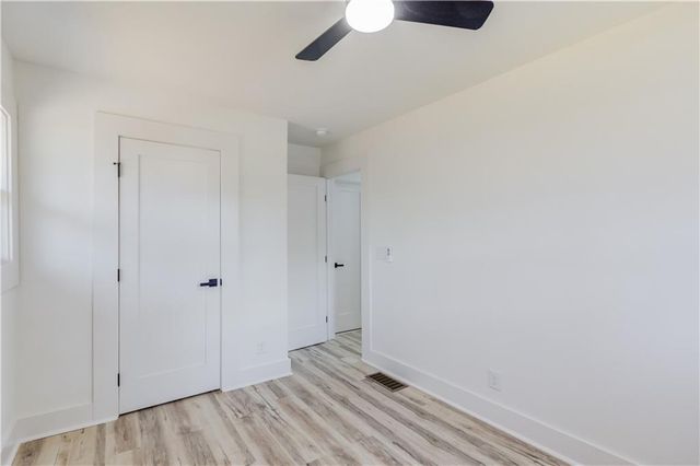 207 Cedar SE Way, Marietta, GA 30060