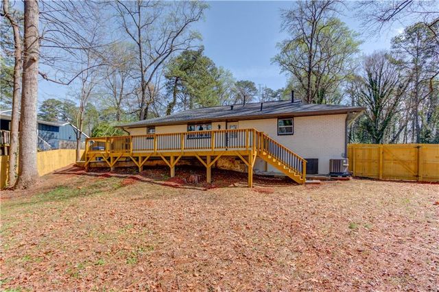 207 Cedar SE Way, Marietta, GA 30060