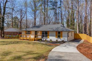 207 Cedar SE Way, Marietta, GA 30060