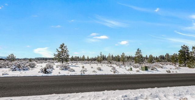 18945 Macalpine Loop, Bend, OR 97702