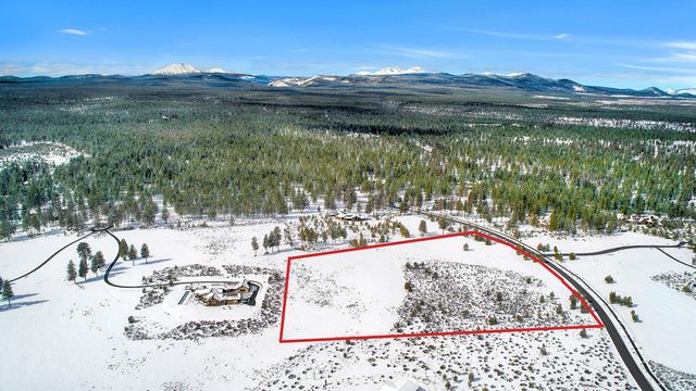 18945 Macalpine Loop, Bend, OR 97702