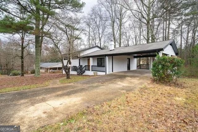 3918 Sherwood Drive, Douglasville, GA 30135