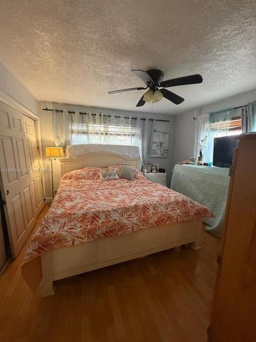 7900 SW 21st Ter, Miami, FL 33155