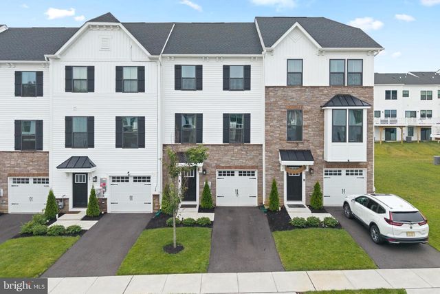 47 ROSEMARY WAY, Mount Laurel, NJ 08054