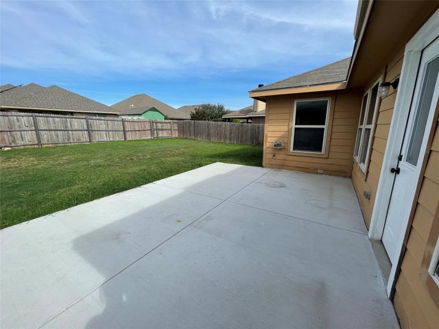 4202 Agate Drive, Granbury, TX 76049
