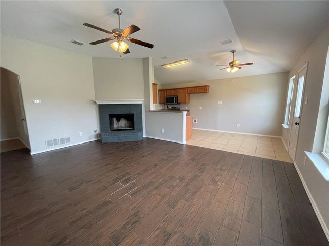 4202 Agate Drive, Granbury, TX 76049