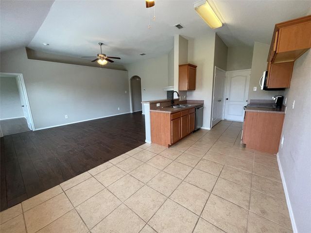4202 Agate Drive, Granbury, TX 76049