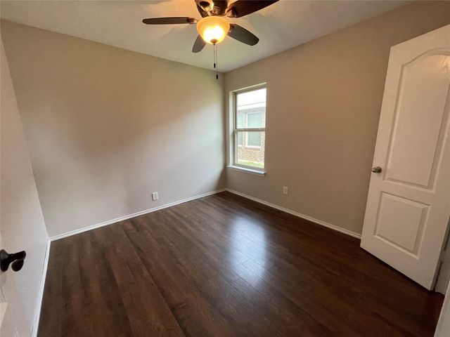 4202 Agate Drive, Granbury, TX 76049