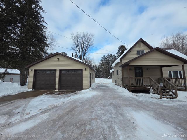 28206 Ninth Street 3, Lake Linden, MI 49945