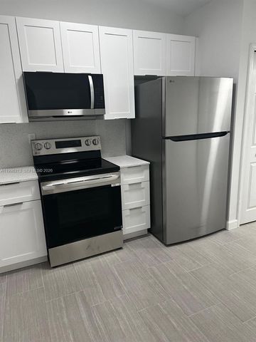 2930 SE 12th Rd 203-31, Homestead, FL 33035