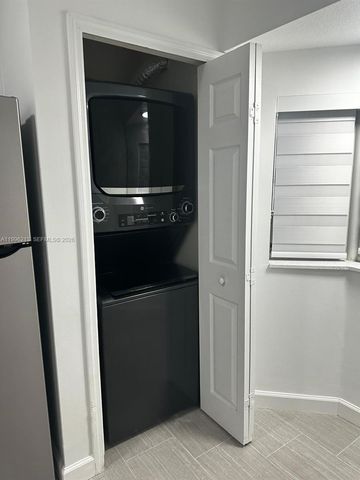 2930 SE 12th Rd 203-31, Homestead, FL 33035