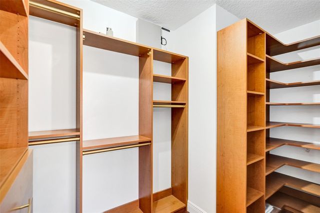 869 NW 127th Avenue, Coral Springs, FL 33071