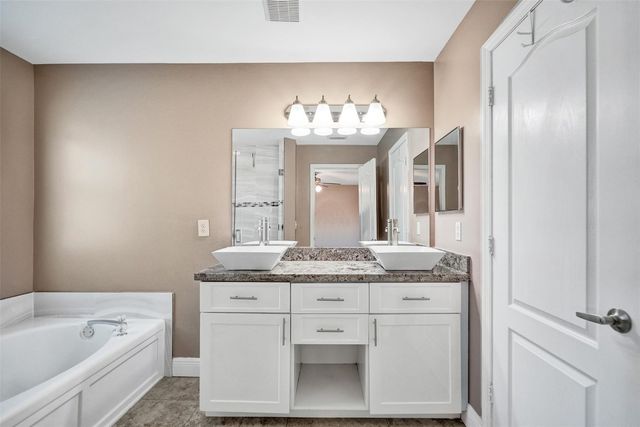 869 NW 127th Avenue, Coral Springs, FL 33071