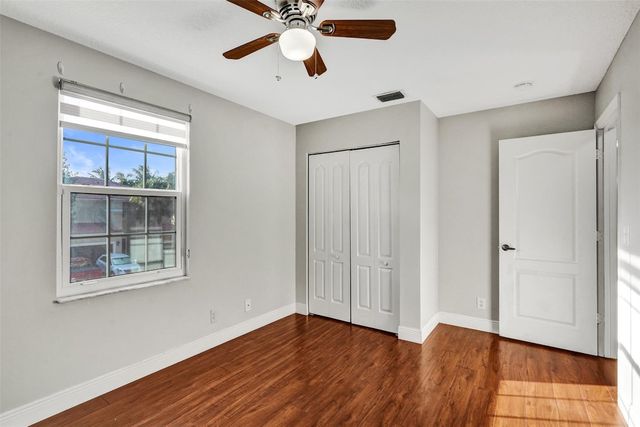 869 NW 127th Avenue, Coral Springs, FL 33071