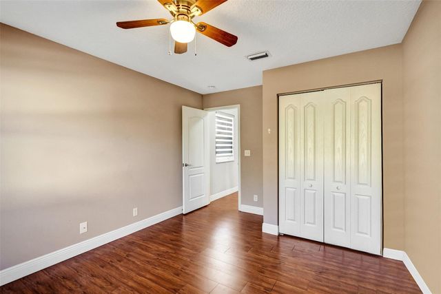 869 NW 127th Avenue, Coral Springs, FL 33071