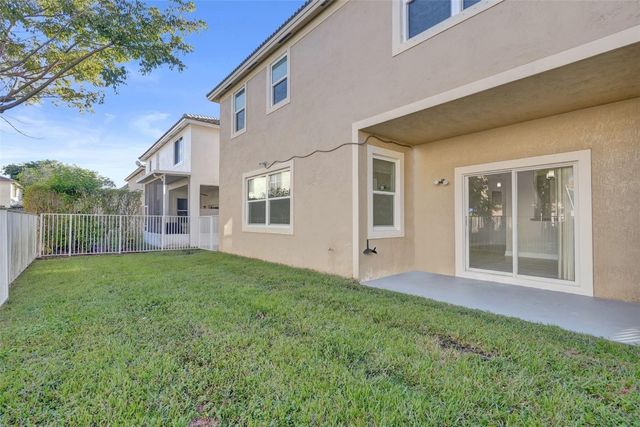 869 NW 127th Avenue, Coral Springs, FL 33071